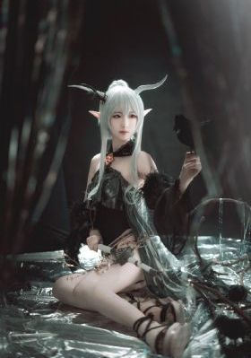 伊人久久大香线蕉av免费_720日韩电影在线